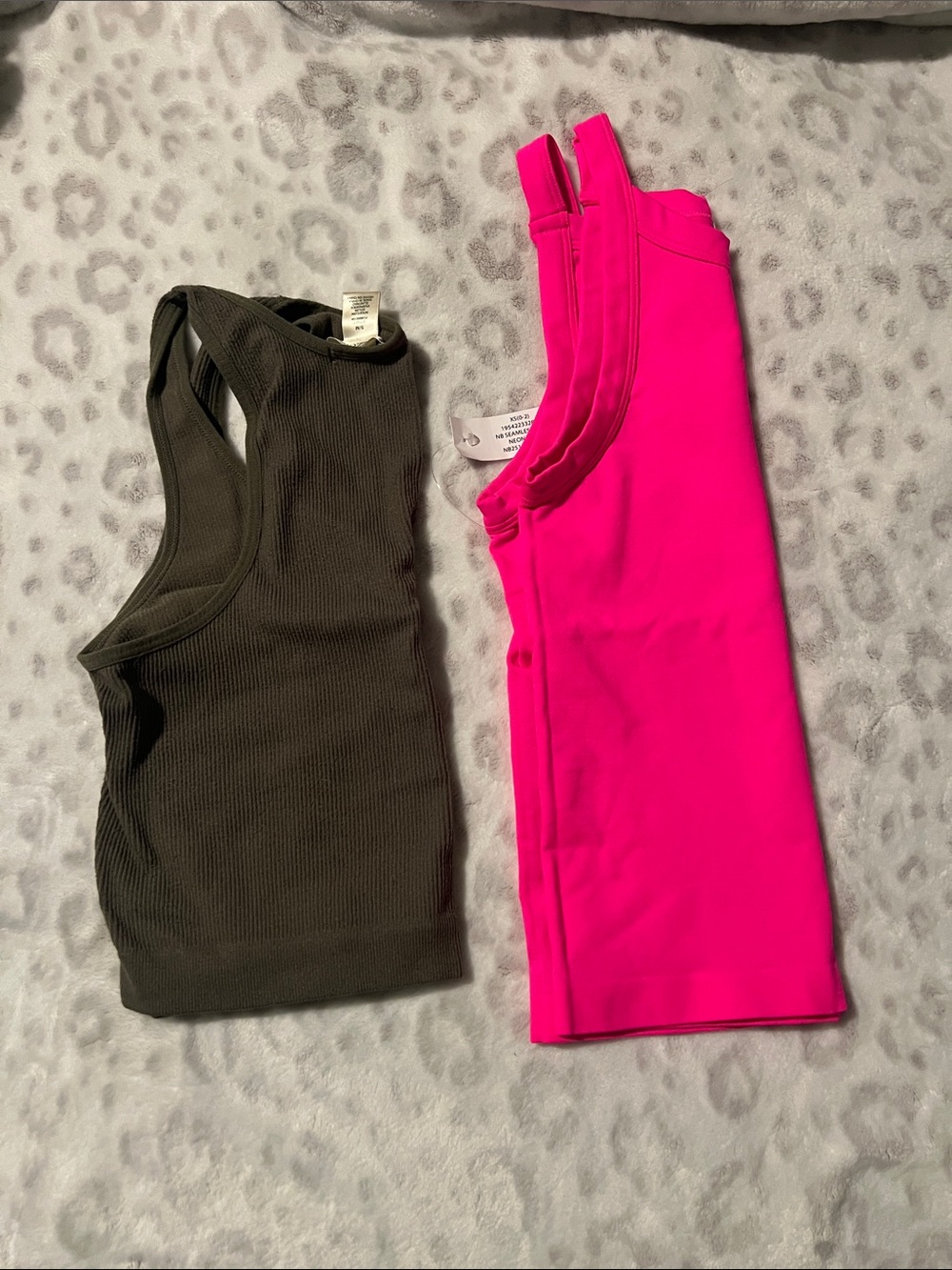 Bozzolo Tank Tops in Olive Green and Hot Pink